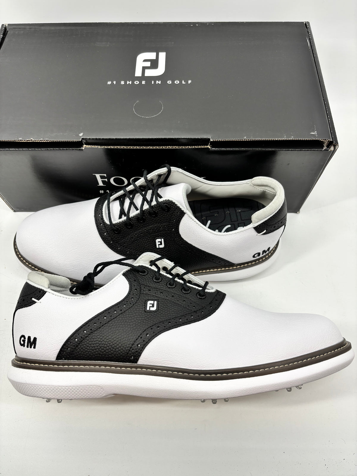 Footjoy Myjoys Traditions Series Golf Shoes White Black GM Logo Size 10 Medium